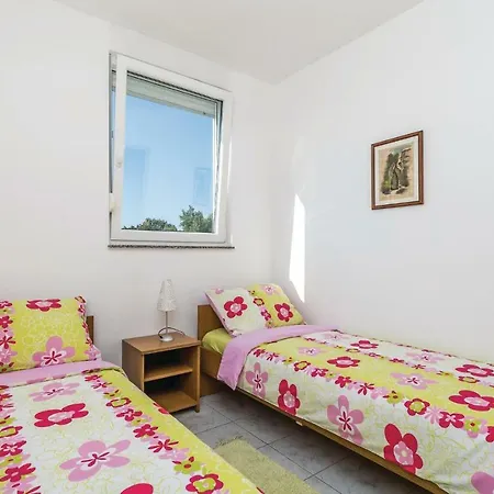 Two-bedroom In Mandre