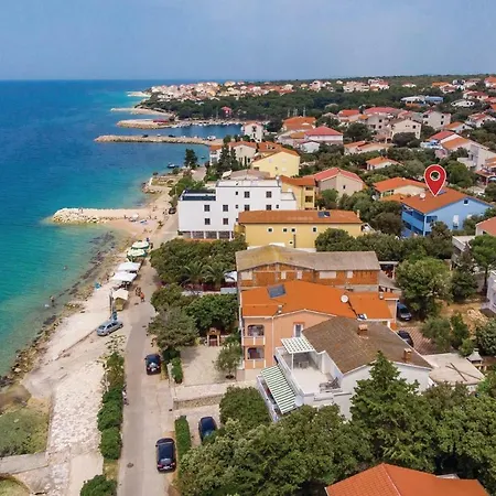 Two-bedroom In * Mandre